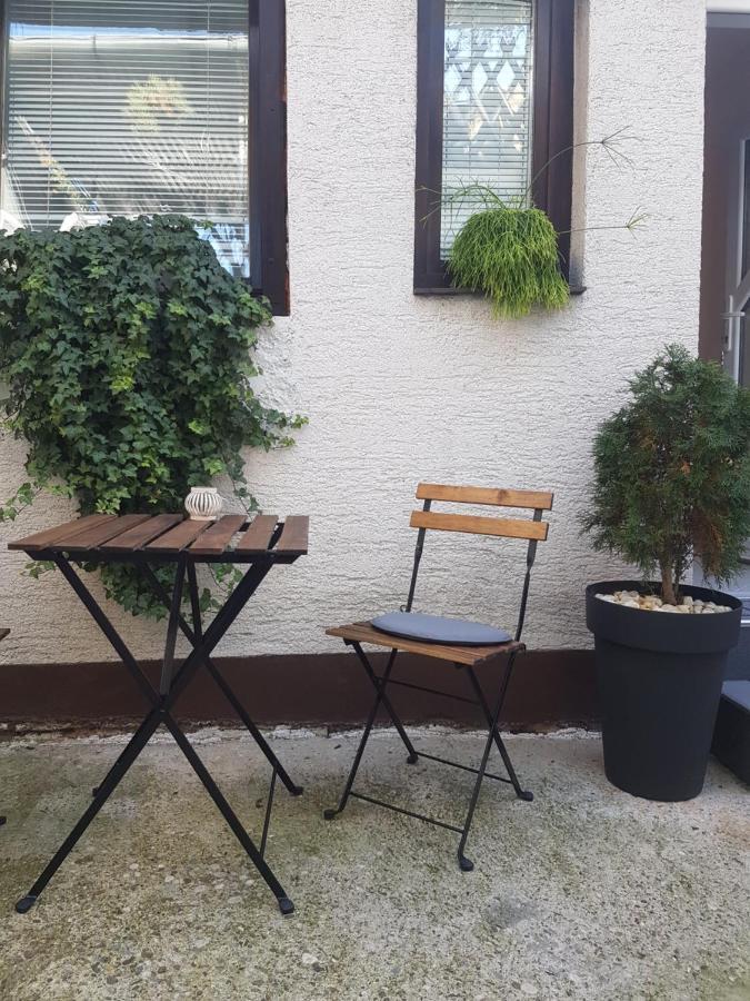 Chic Apartment Zagreb Extérieur photo